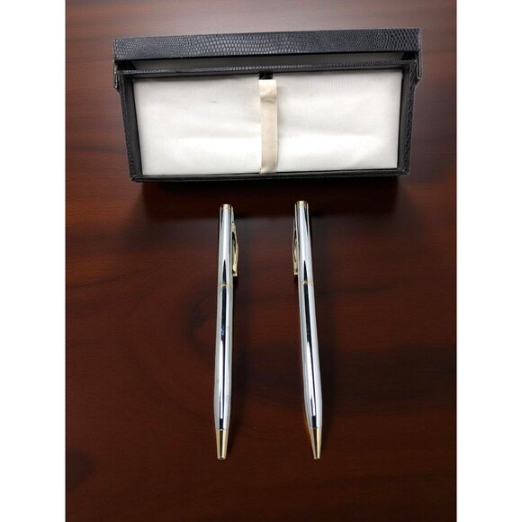 Vintage  1980s  Pierre Cardin pen and mechanical pencil set in its original text - Picture 4 of 8